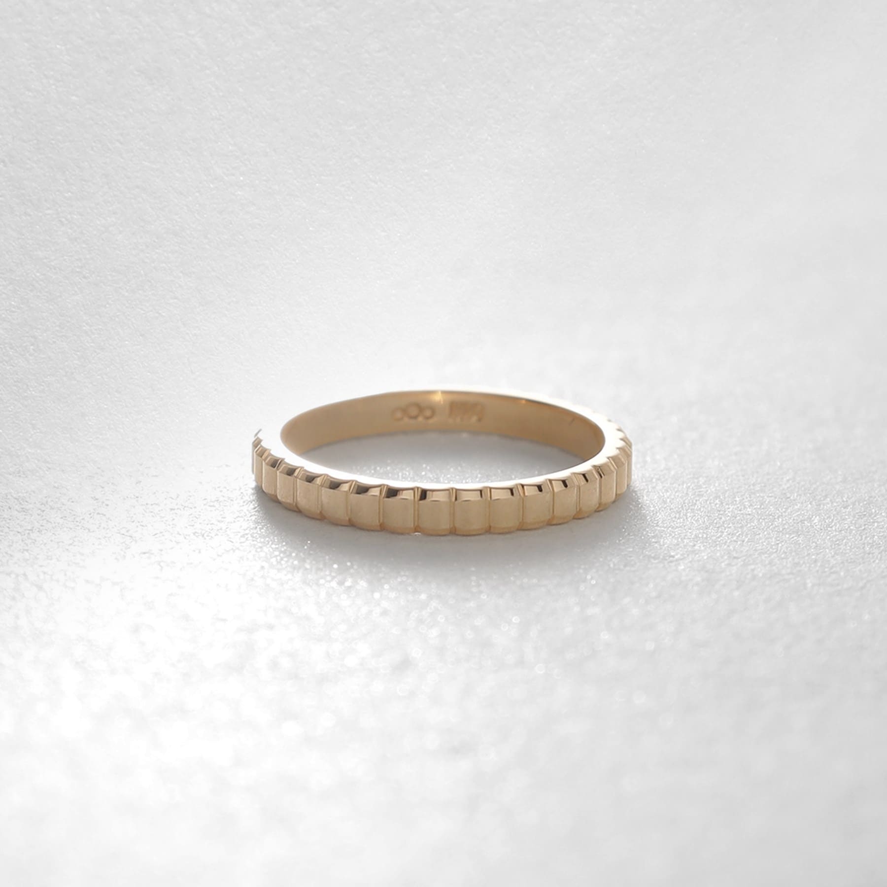 COCOSHNIK COCOSHNIK K10 gadroon cut pinky ring