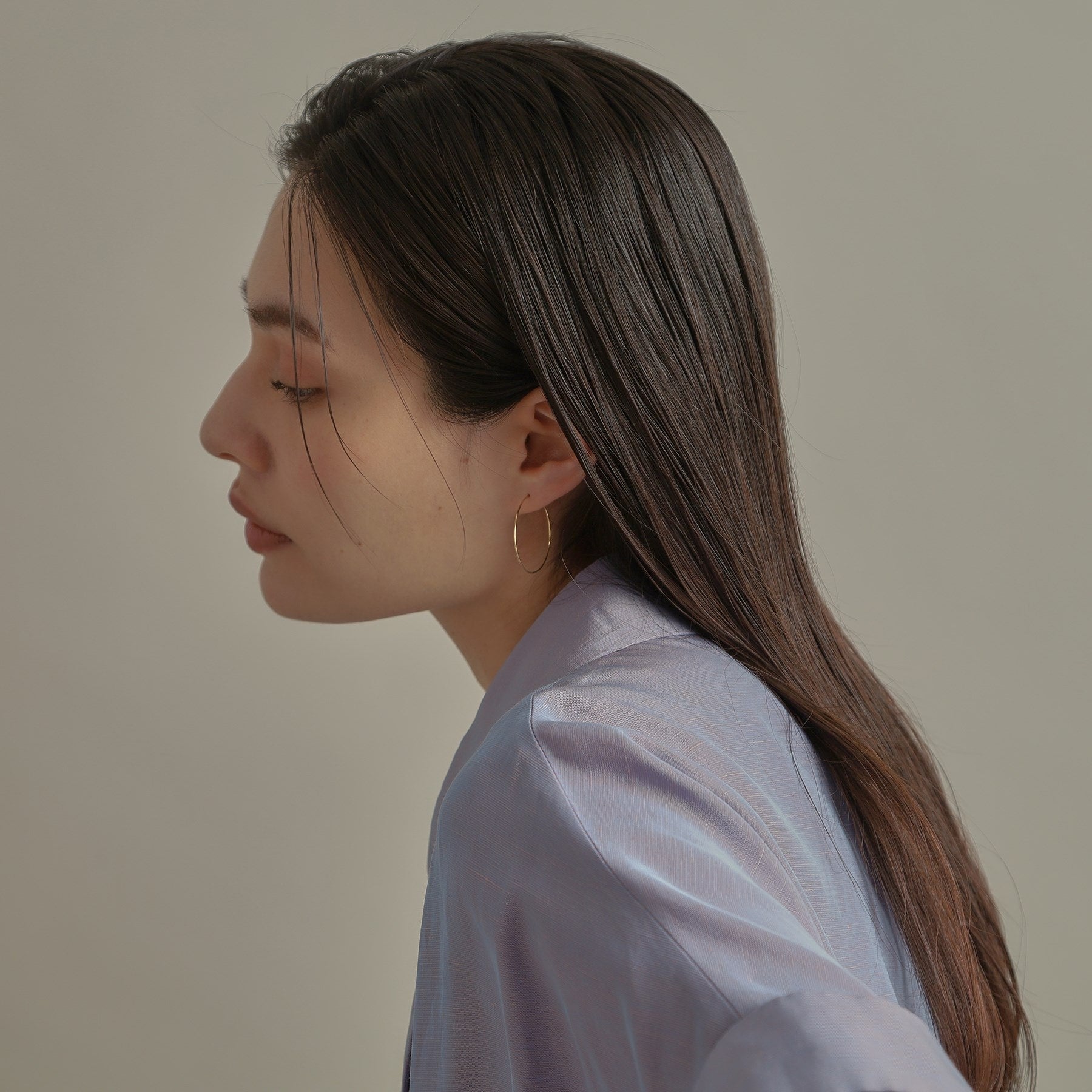 ココシュニック COCOSHNIK K18オメガチェーン フープピアス中 （イエローゴールド(100)） イエローゴールド(100)