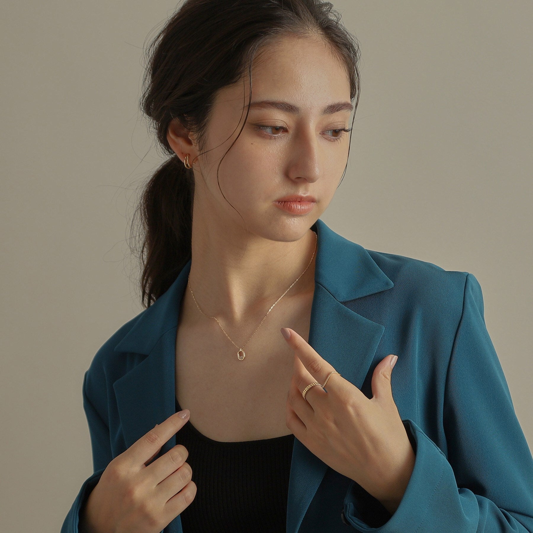 ココシュニック COCOSHNIK K10ダイヤモンド S字スクエア リング （イエローゴールド(104)） イエローゴールド(104)