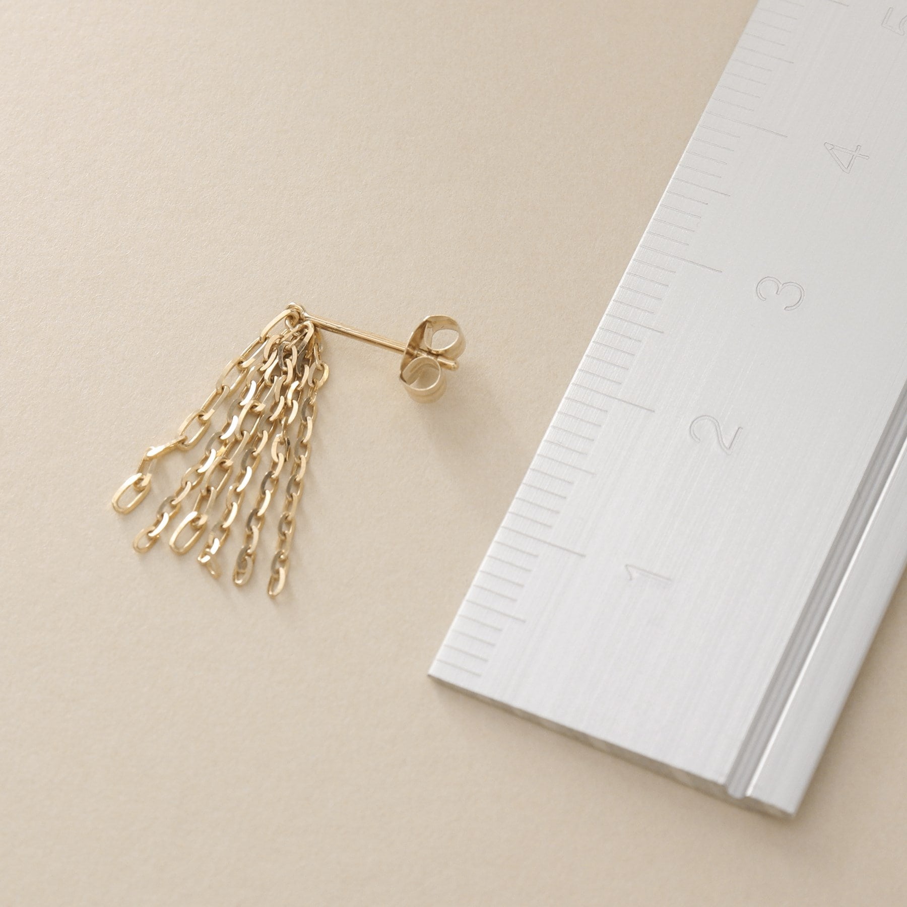 Cocoshnik K10 Azuki Mix Fringe Stud Earrings