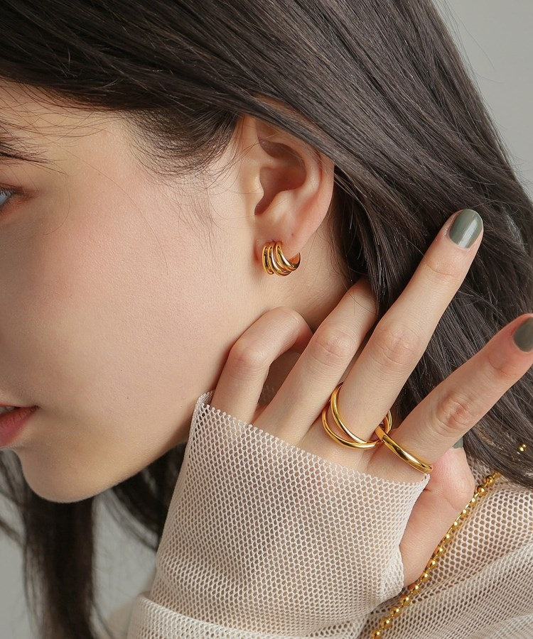 ココシュニック オンキッチュ COCOSHNIK ONKITSCH シルバー スモールフープ トリプルカーブピアス GP （ゴールド(600)） ゴールド(600)