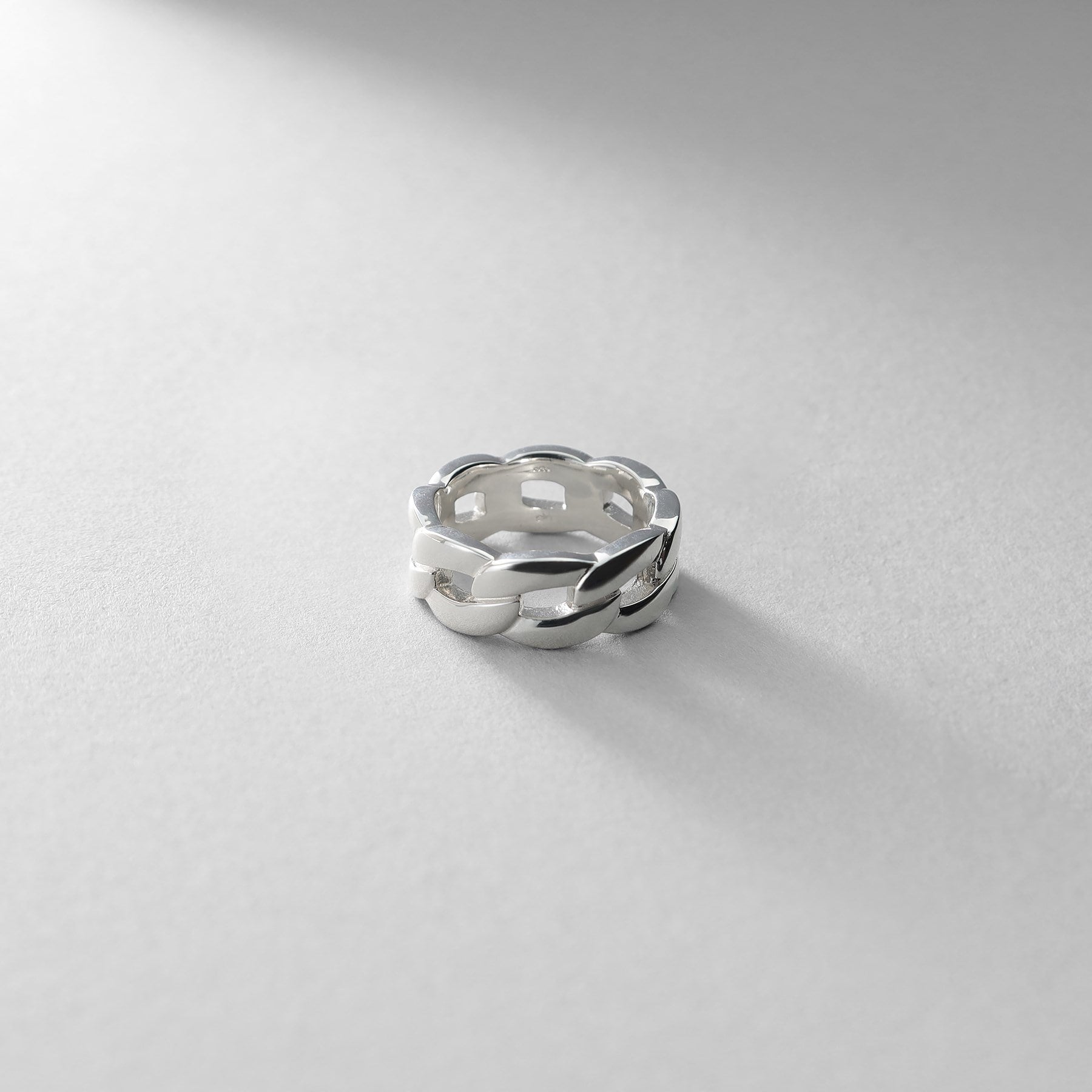 ココシュニック オンキッチュ COCOSHNIK ONKITSCH シルバー ボリュームカーブチェーンモチーフリング （シルバー(600)） シルバー(600)