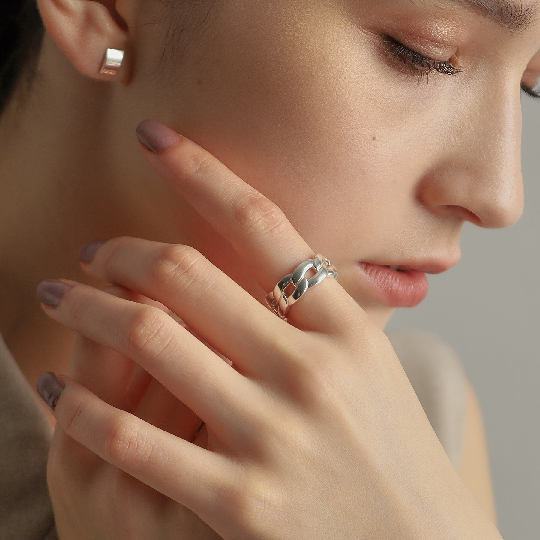 ココシュニック オンキッチュ COCOSHNIK ONKITSCH シルバー ボリュームカーブチェーンモチーフリング （シルバー(600)） シルバー(600)