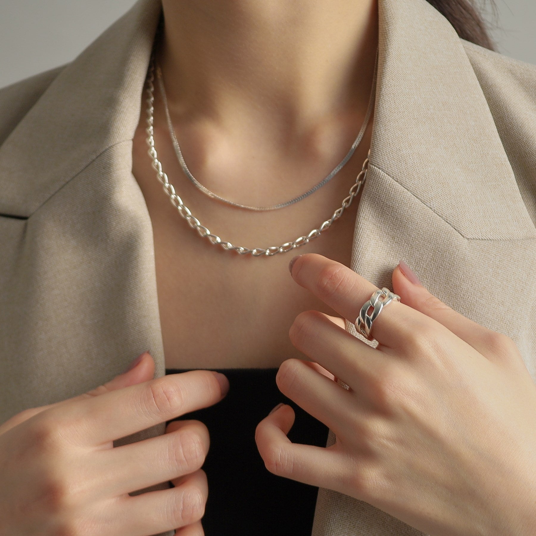 ココシュニック オンキッチュ COCOSHNIK ONKITSCH シルバー ボリュームカーブチェーンモチーフリング （シルバー(600)） シルバー(600)