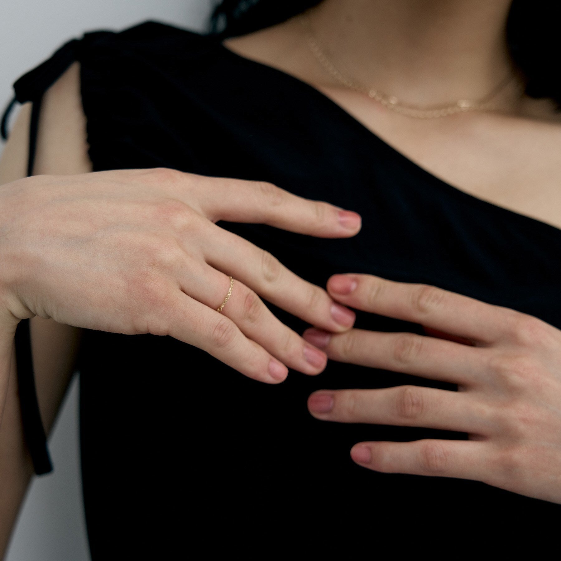 ココシュニック オンキッチュ COCOSHNIK ONKITSCH K10スキニーリング スクリューチェーン （イエローゴールド(100)） イエローゴールド(100)