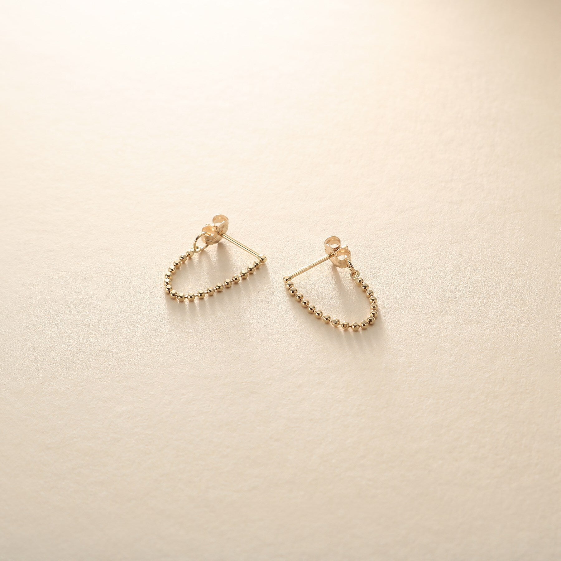 ココシュニック オンキッチュ COCOSHNIK ONKITSCH K10カットボールチェーン フープピアス （イエローゴールド(100)） イエローゴールド(100)