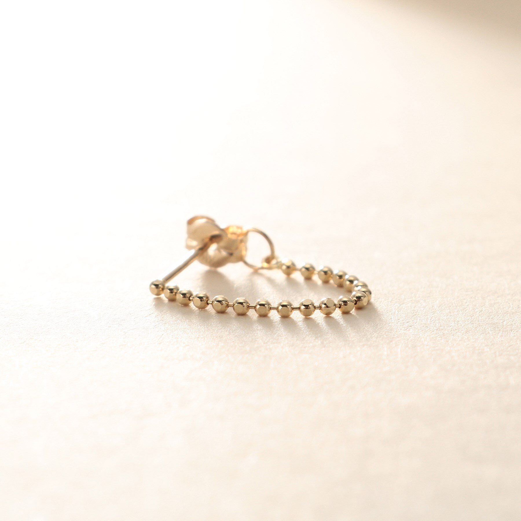 ココシュニック オンキッチュ COCOSHNIK ONKITSCH K10カットボールチェーン フープピアス （イエローゴールド(100)） イエローゴールド(100)