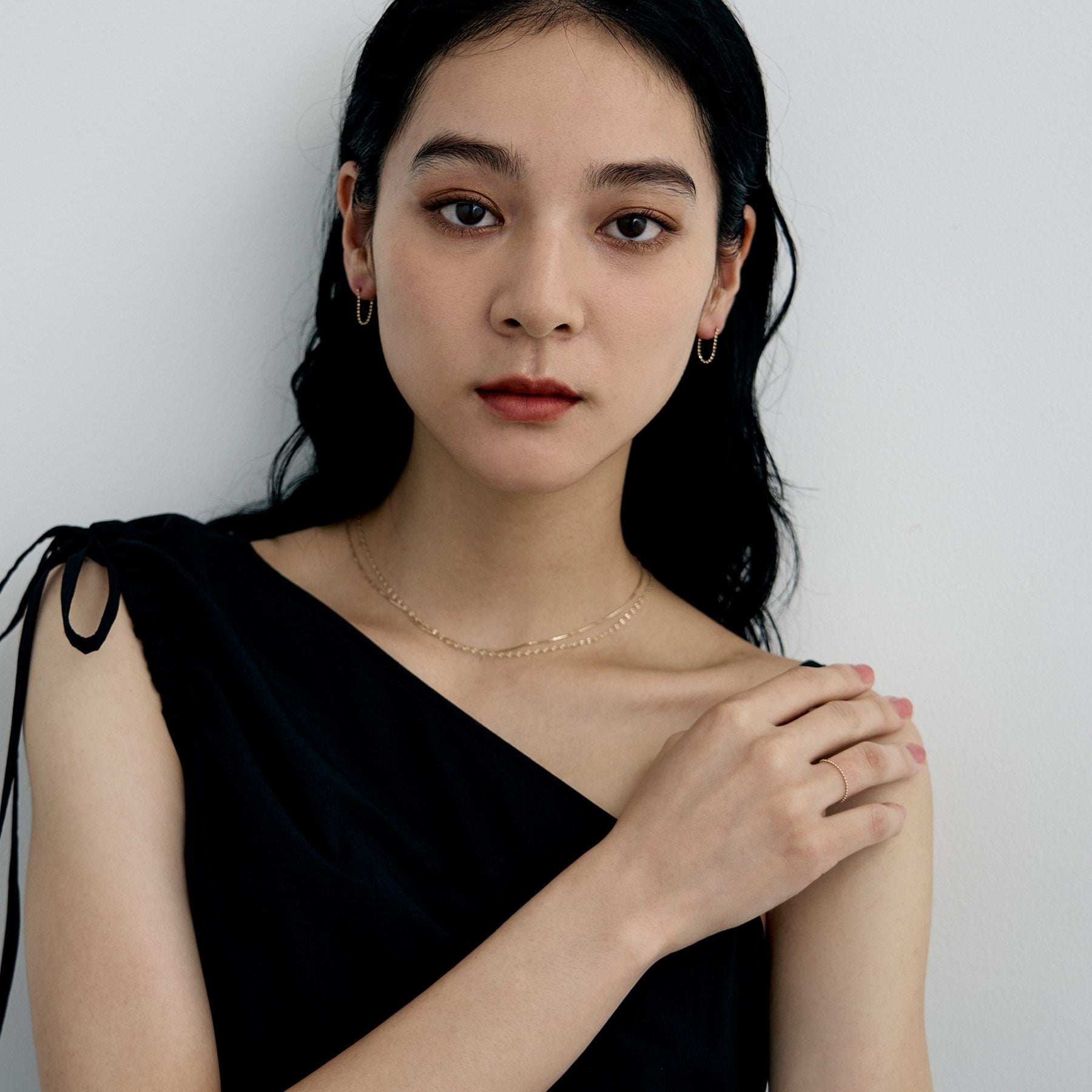 ココシュニック オンキッチュ COCOSHNIK ONKITSCH K10カットボールチェーン フープピアス （イエローゴールド(100)） イエローゴールド(100)