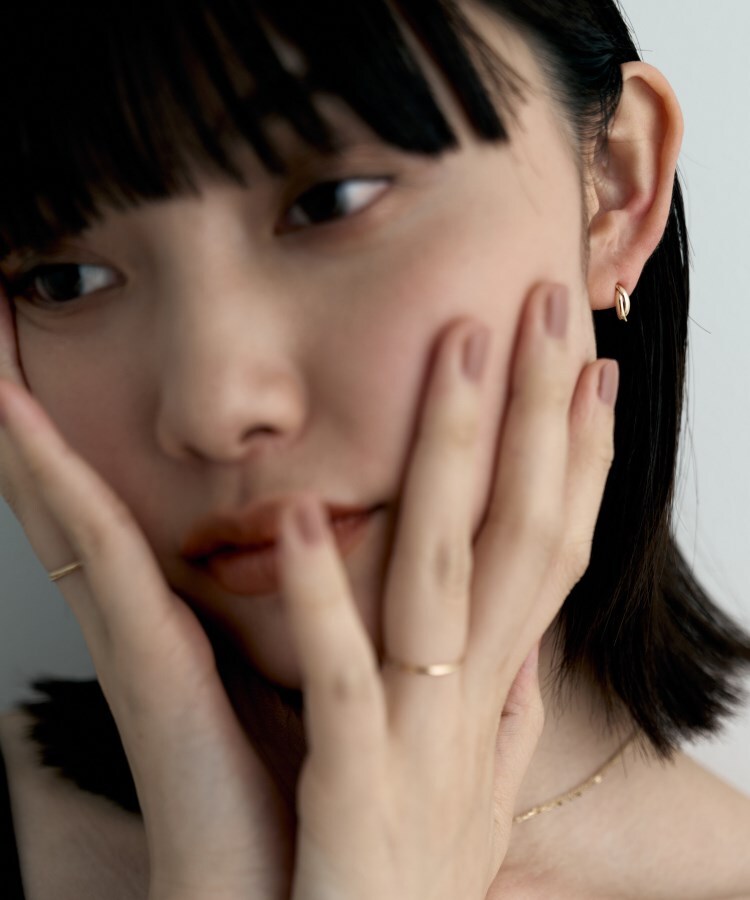 ココシュニック オンキッチュ COCOSHNIK ONKITSCH K10ドームクロスアーチピアス （クリスタル/透明(100)） クリスタル/透明(100)