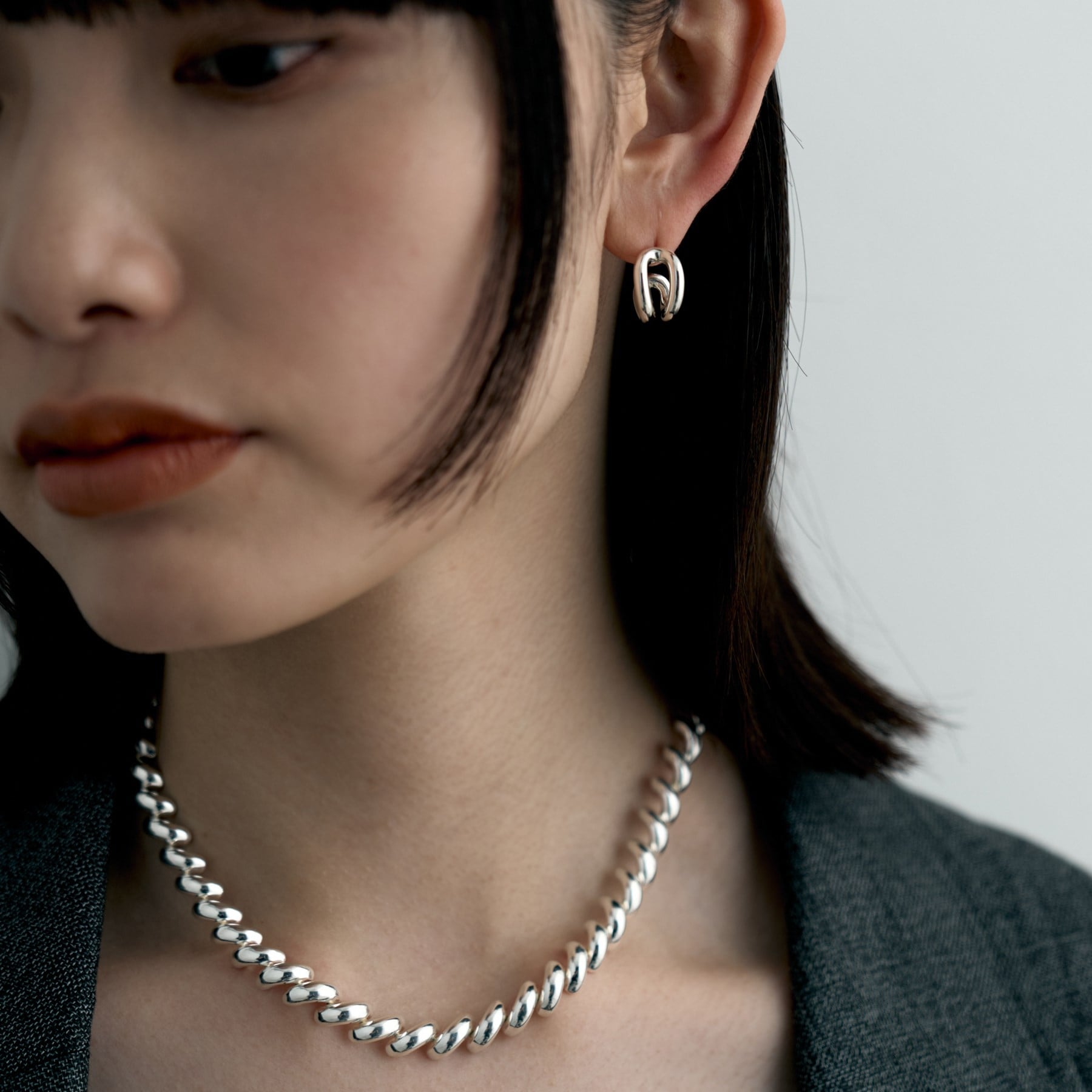 ココシュニック オンキッチュ COCOSHNIK ONKITSCH シルバー スモールフープ ニュアンスループピアス （シルバー(600)） シルバー(600)