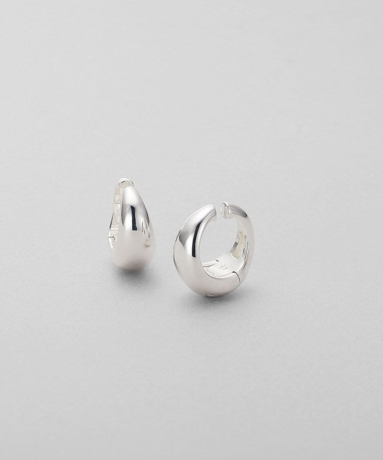 ココシュニック オンキッチュ COCOSHNIK ONKITSCH シルバー ハギーイヤリング ペアシェイプ M （シルバー(600)） シルバー(600)
