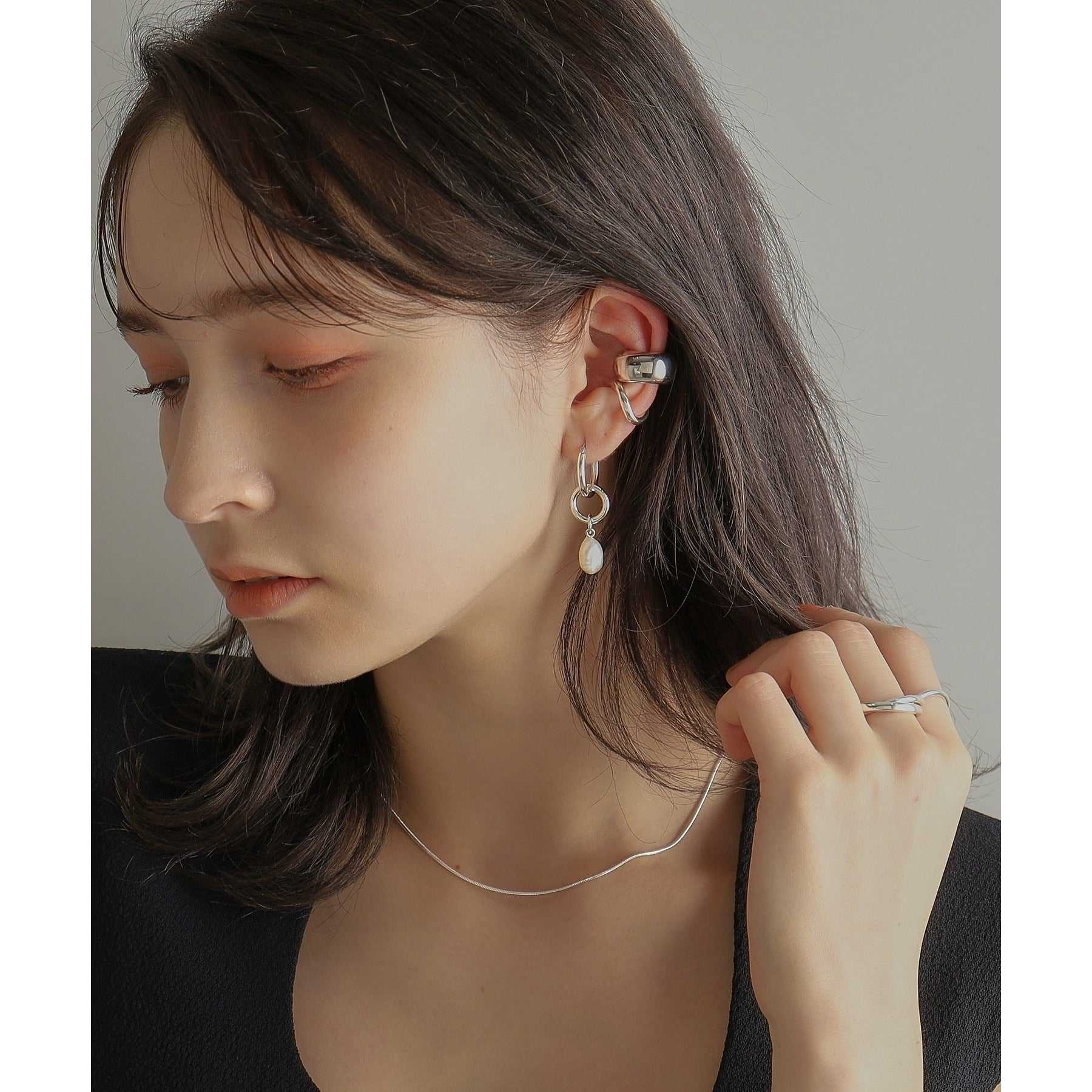 ココシュニック オンキッチュ COCOSHNIK ONKITSCH シルバー フープピアス パールチャーム