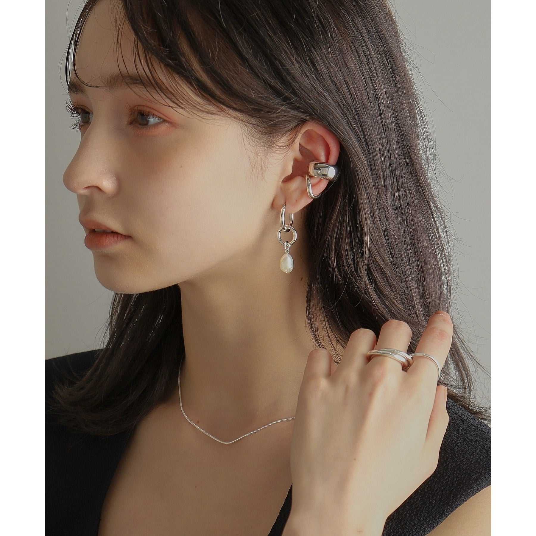 ココシュニック オンキッチュ COCOSHNIK ONKITSCH シルバー フープピアス パールチャーム