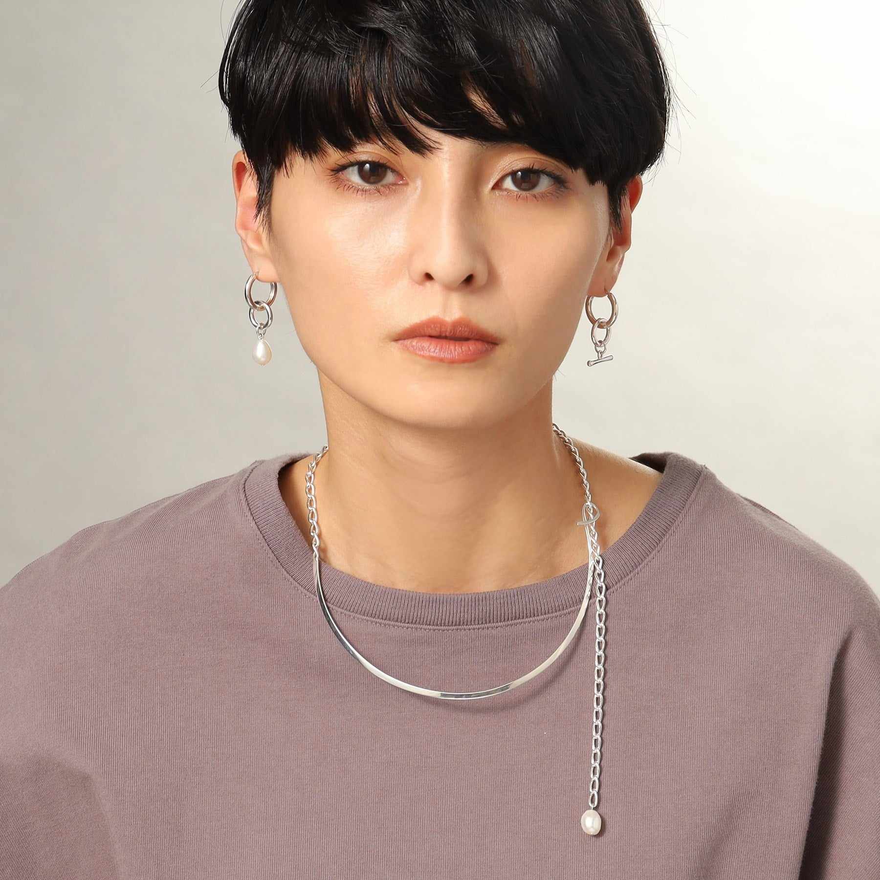 COCOSHNIK ONKITSCH COCOSHNIK ONKITSCH silver Multi-chain Necklace Metal・Pearl