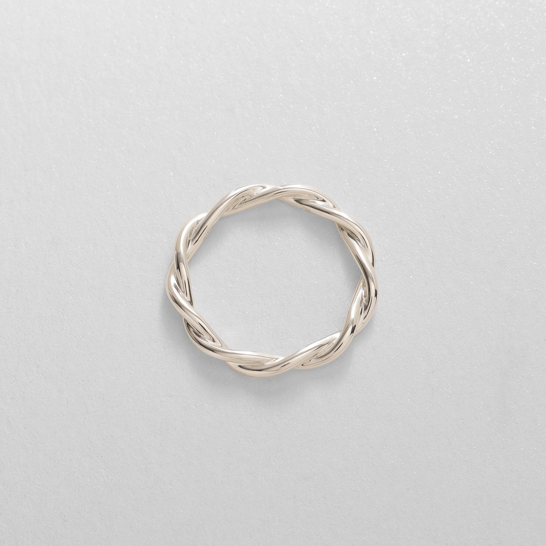 COCOSHNIK ONKITSCH COCOSHNIK ONKITSCH silver line ring twist string
