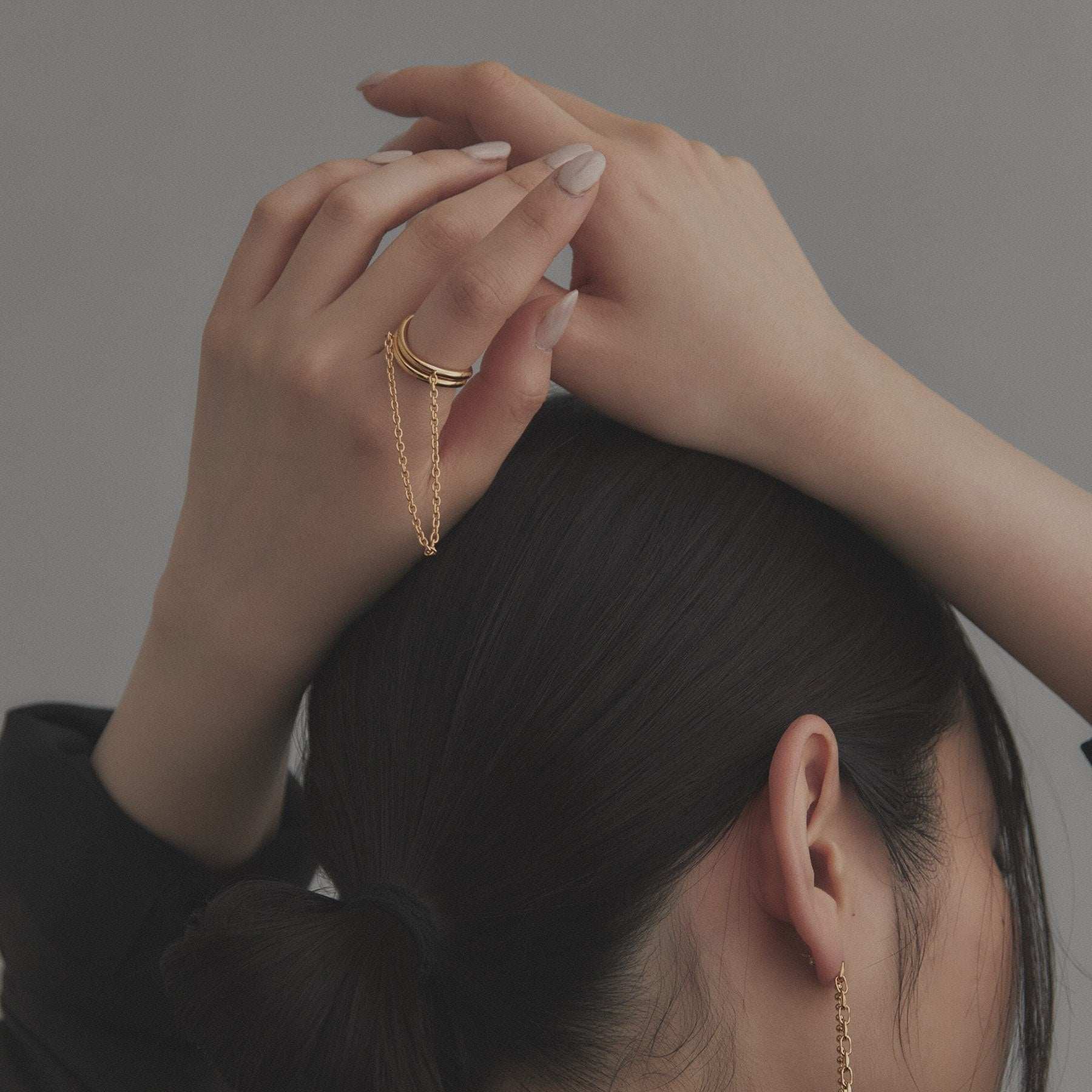 COCOSHNIK ONKITSCH COCOSHNIK ONKITSCH 銀色 褶皺鏈 雙曲線戒指 GP