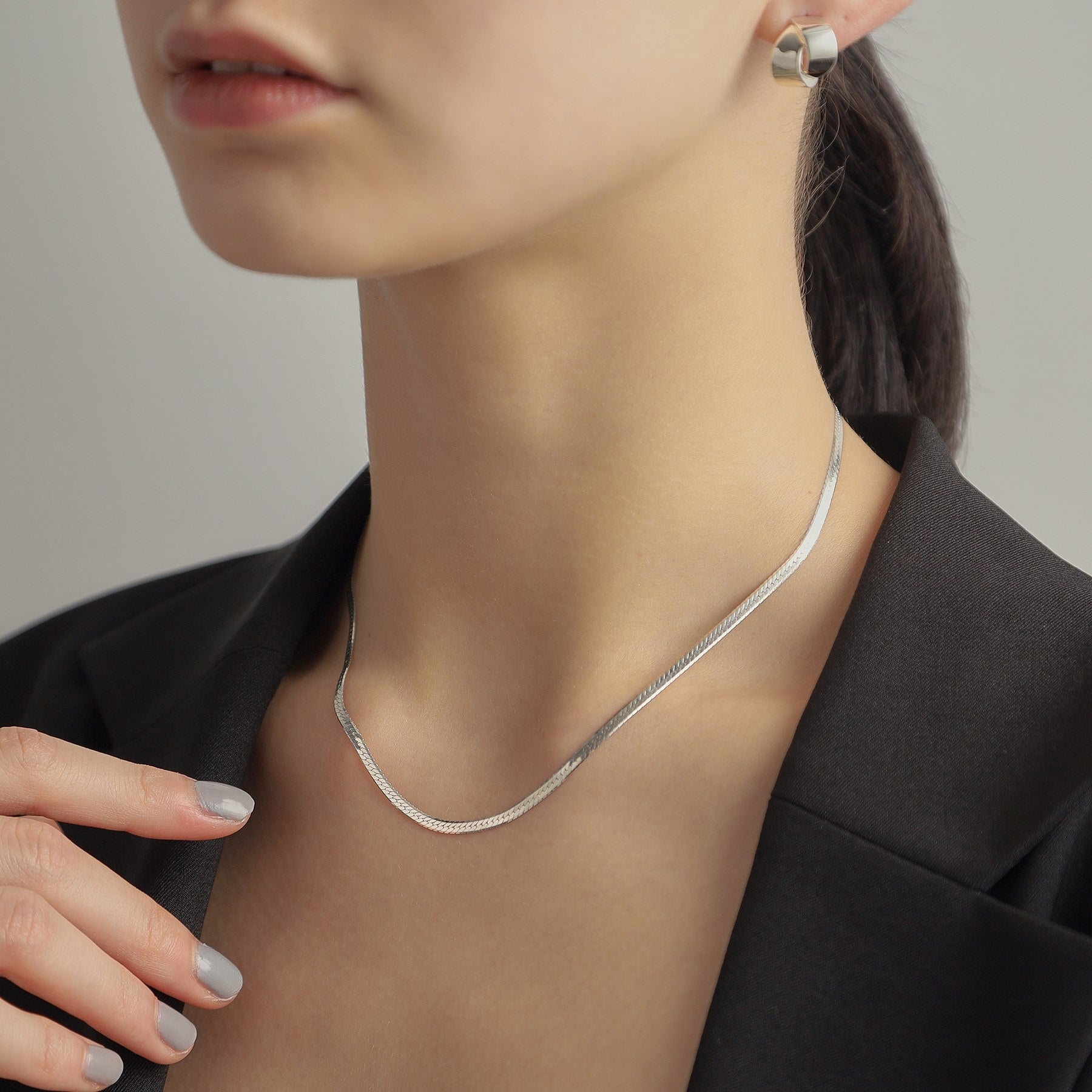 ココシュニック オンキッチュ COCOSHNIK ONKITSCH シルバー デザインチェーン フラットスネークネックレスM （シルバー(600)） シルバー(600)