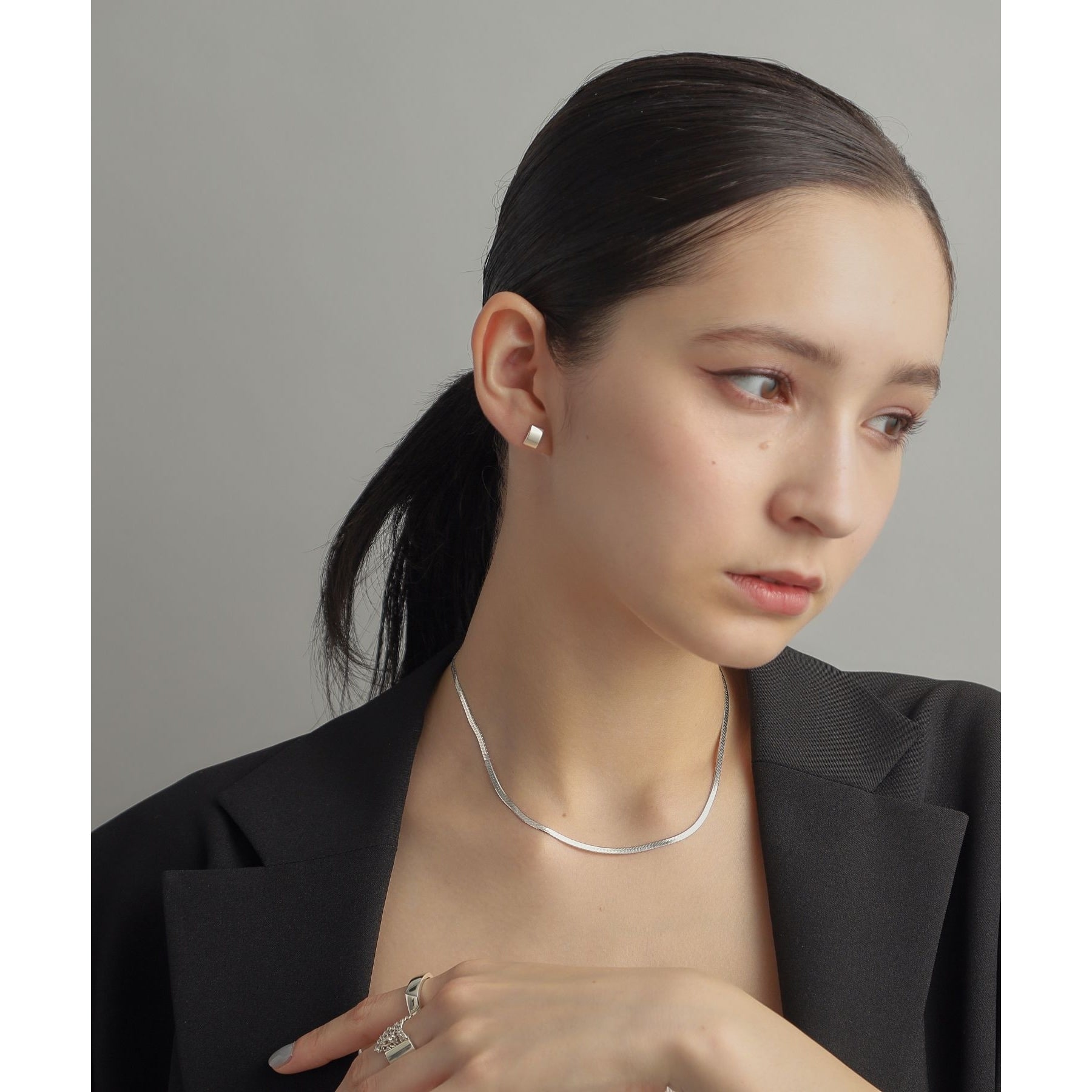 ココシュニック オンキッチュ COCOSHNIK ONKITSCH シルバー デザインチェーン フラットスネークネックレスM （シルバー(600)） シルバー(600)