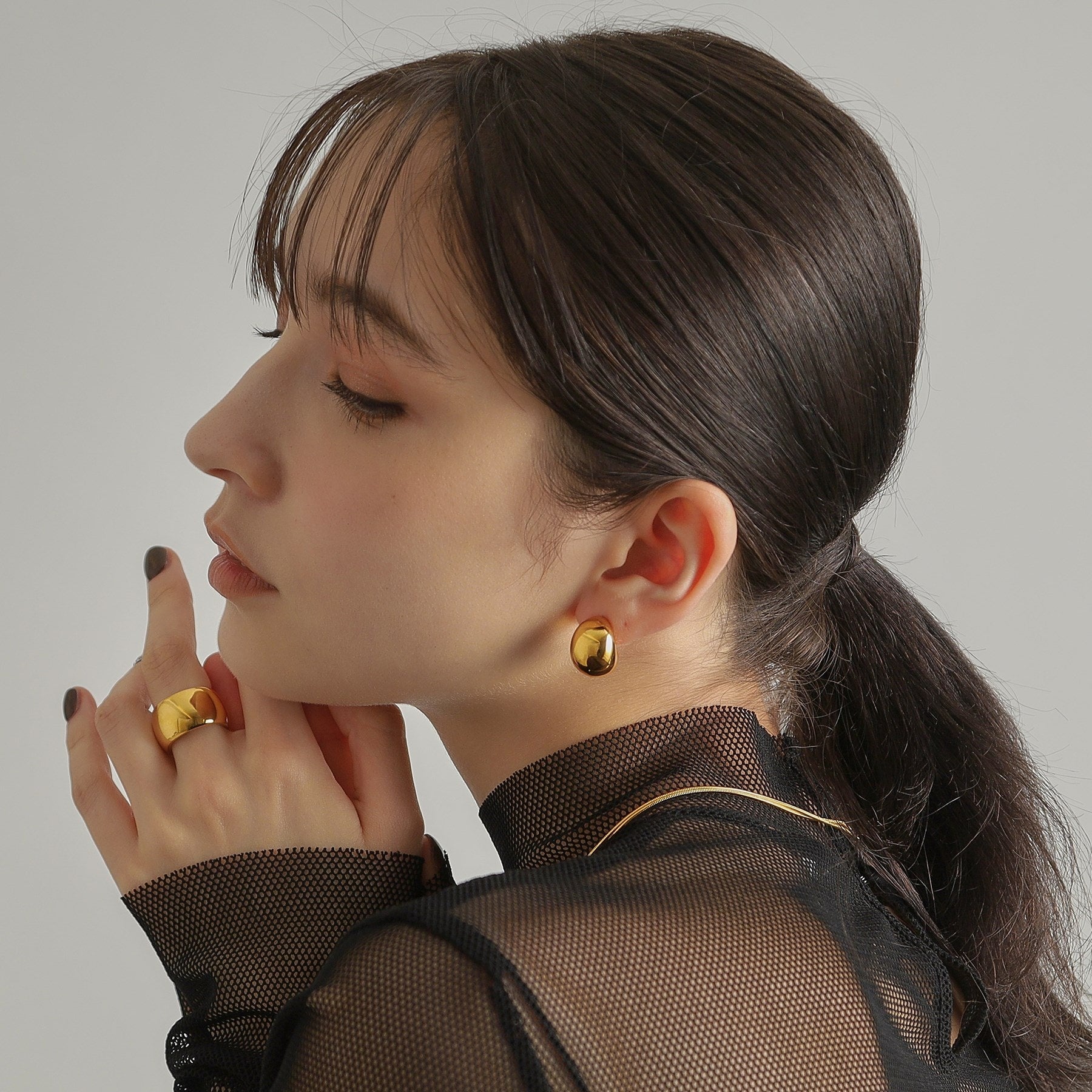 Cocoshnik Onkitsch Silver Hollow Hoop Earrings Pair Shape M GP