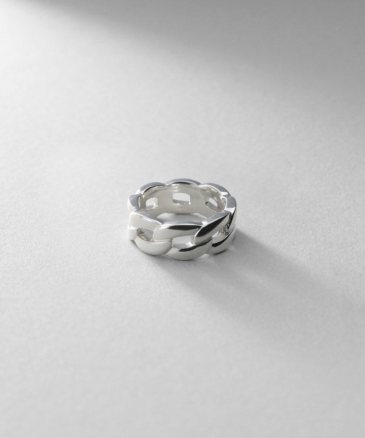 ココシュニック オンキッチュ COCOSHNIK ONKITSCH シルバー ボリュームカーブチェーンモチーフリング （クリスタル/透明(600)） クリスタル/透明(600)