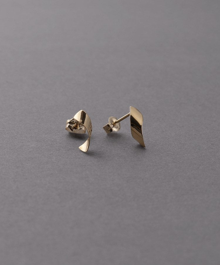 ココシュニック オンキッチュ COCOSHNIK ONKITSCH K10ツイストプレートピアス （クリスタル/透明(100)） クリスタル/透明(100)