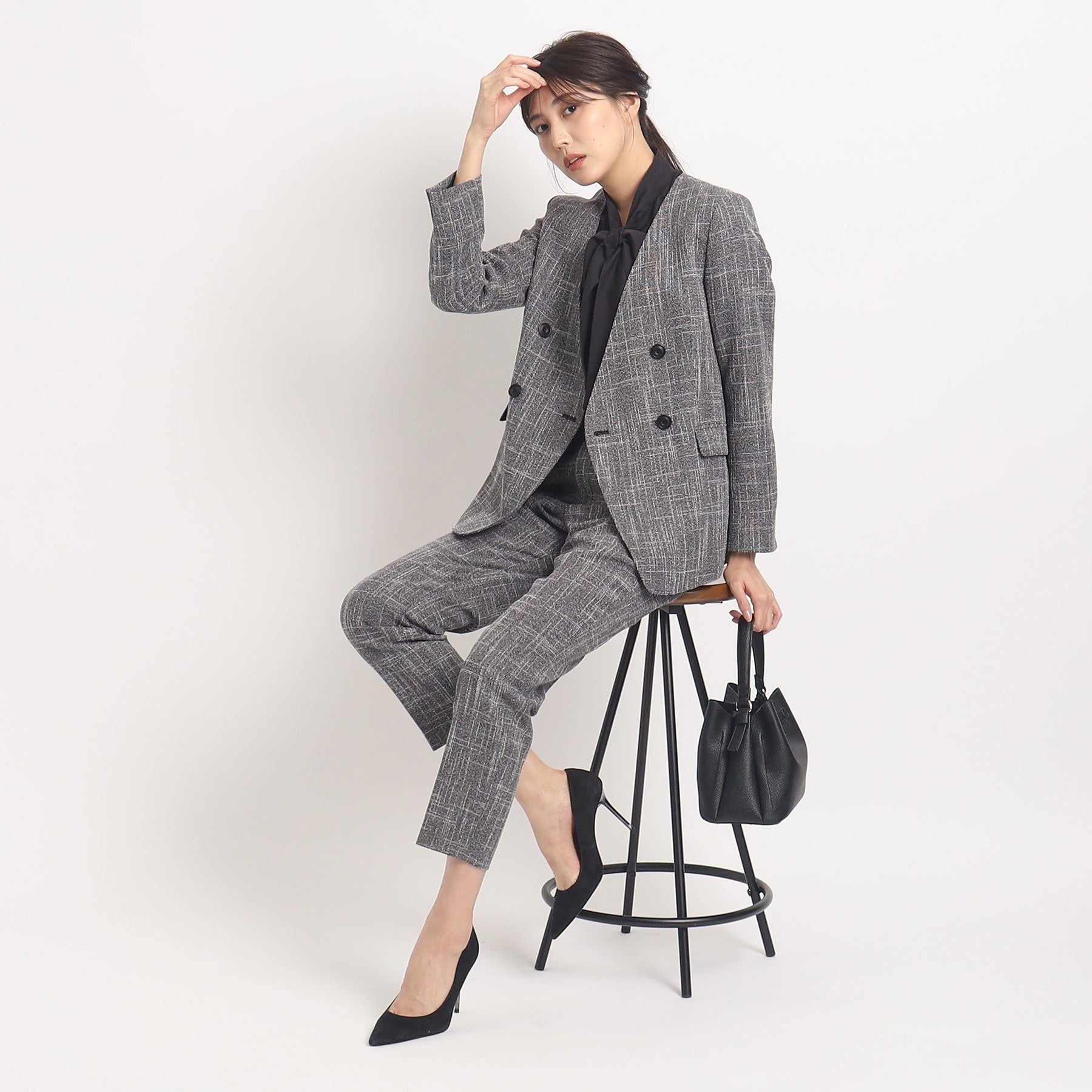 Coup de Chance 【Washable / Set-up Available】 A carefully crafted silhouette! A sleek and feminine no-collar double jacket.