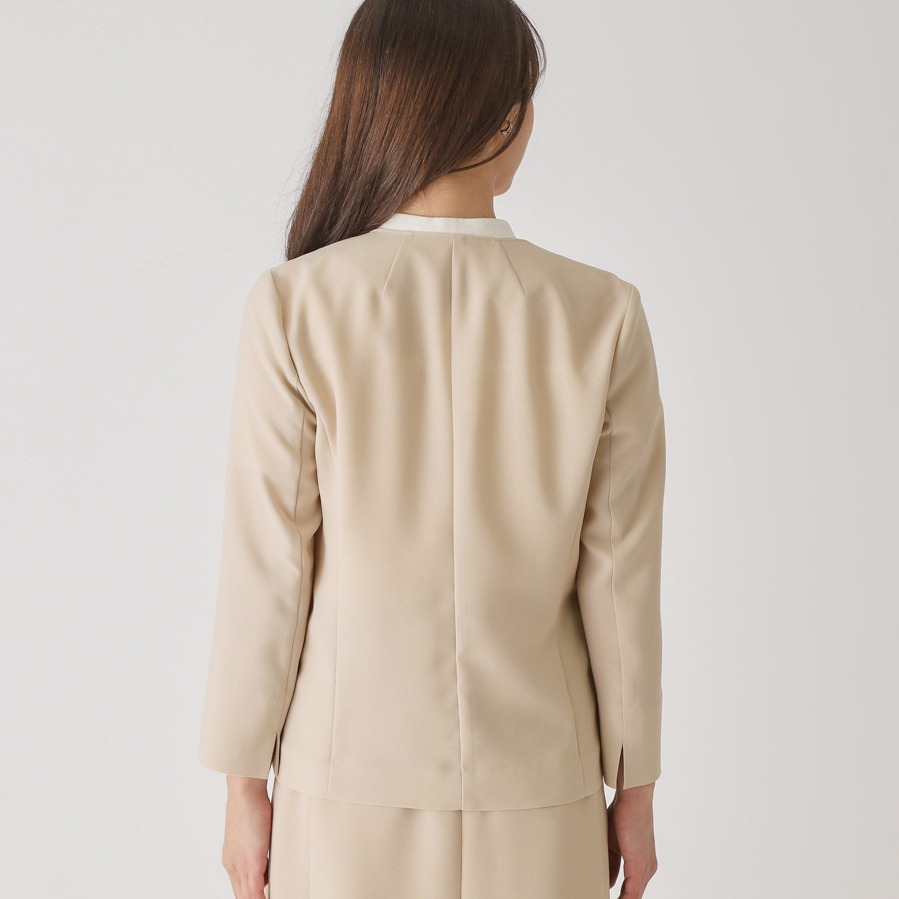 クードシャンス COUP DE CHANCE 【手洗い可／接触冷感／日本製／裏無し】8分袖ノーカラージャケット （グレージュ(050)） グレージュ(050)