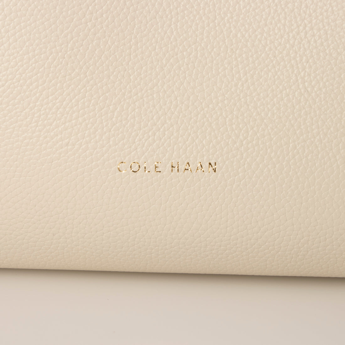 コール ハーン COLE HAAN ミッドタウンミディアムトート womens （アイボリー） アイボリー
