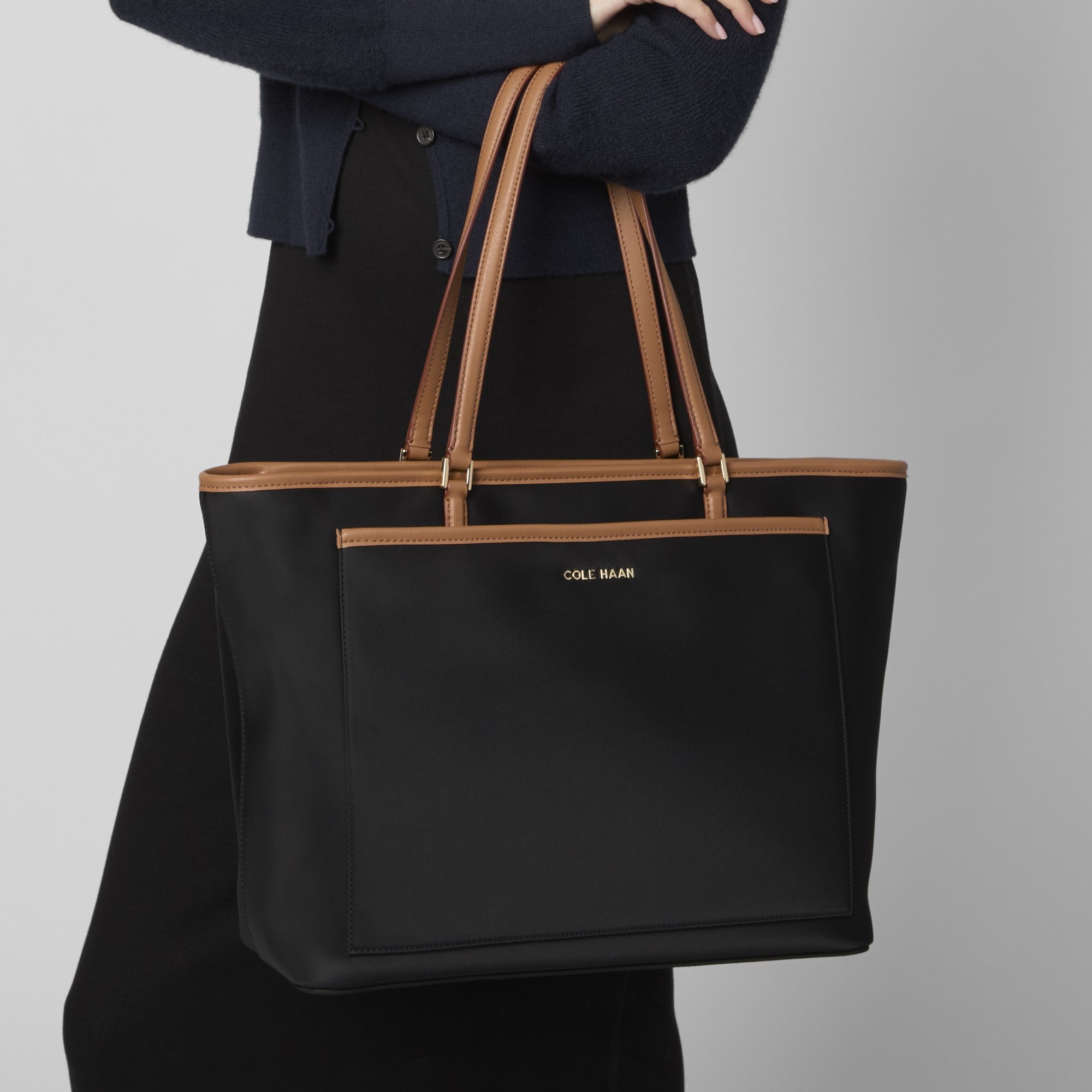 コール ハーン COLE HAAN ザエリーゼナイロントート womens （ブラック） ブラック