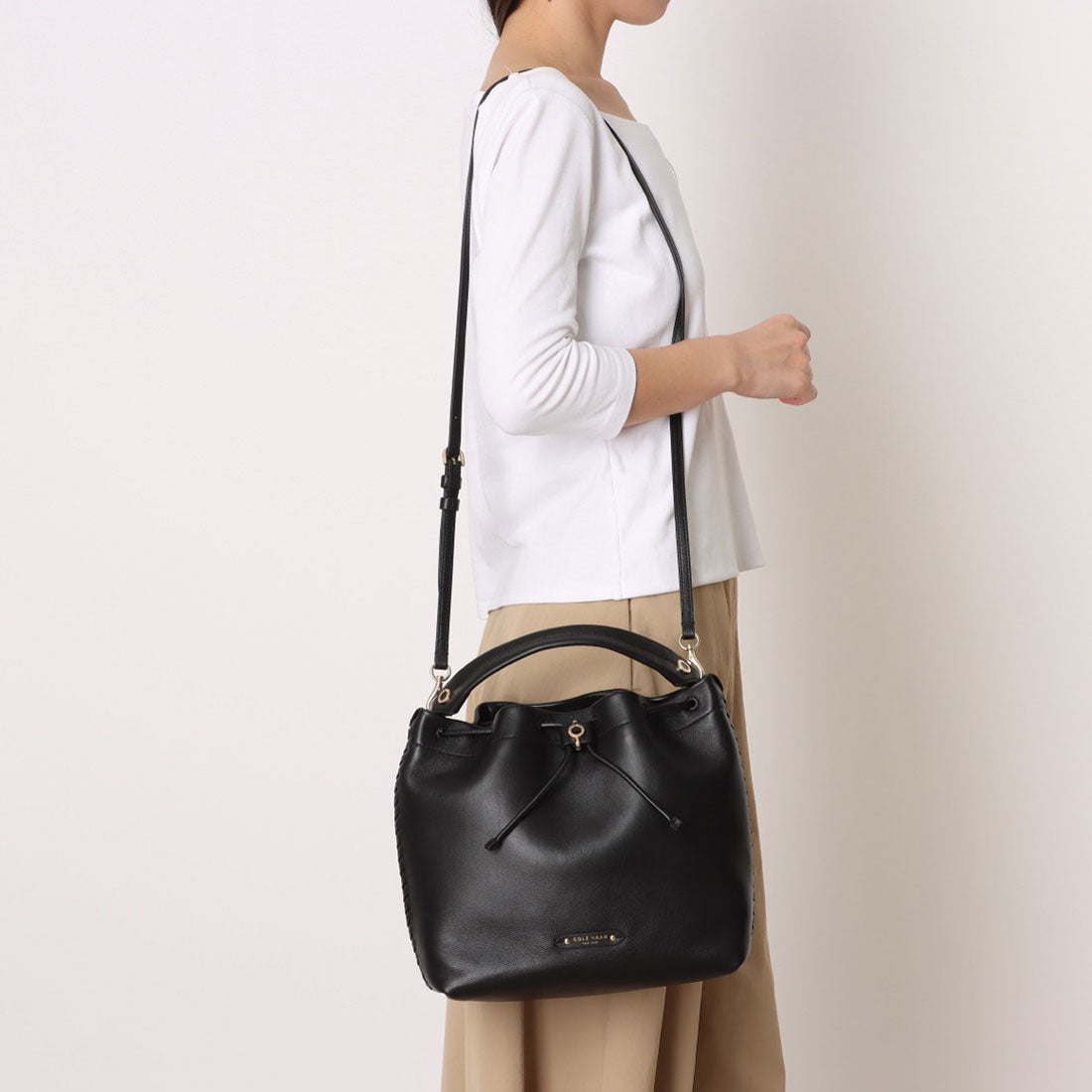 コール ハーン COLE HAAN イザベラ ショルダー バッグ womens （ブラック） ブラック