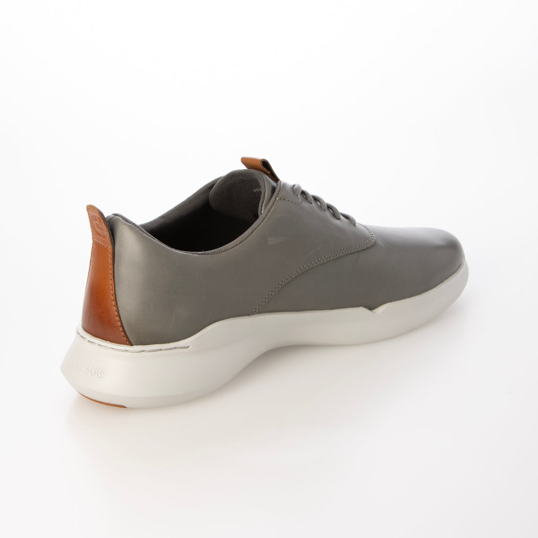 コール ハーン COLE HAAN グランド クロスコート ランオックス スニーカー mens （ラバスモーク/ブリティッシュタン/グラシアグレー） ラバスモーク/ブリティッシュタン/グラシアグレー