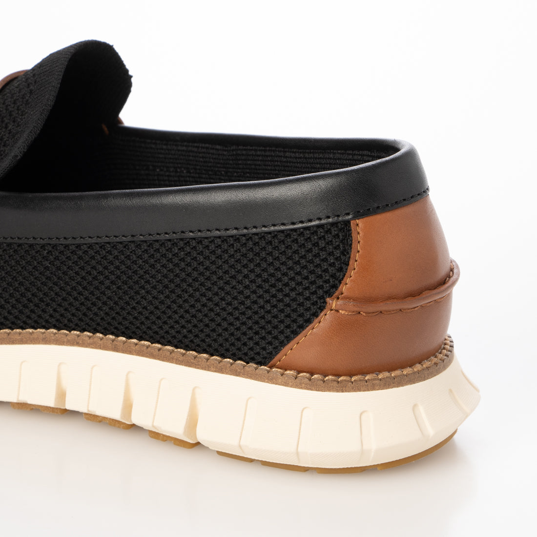 コール ハーン COLE HAAN ゼログランド リマスタード スティッチライト ローファー mens （ブラック/ブリティッシュタン/アイボリー） ブラック/ブリティッシュタン/アイボリー