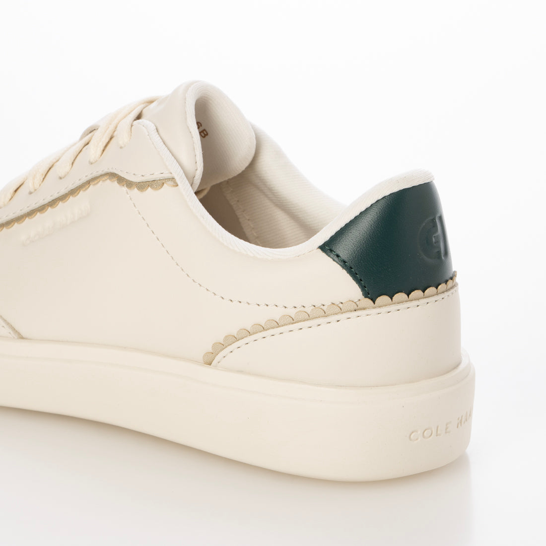 コール ハーン COLE HAAN グランド クロスコート アロウ スニーカー womens （アイボリー レザー / レインフォレスト レザー） アイボリー レザー / レインフォレスト レザー