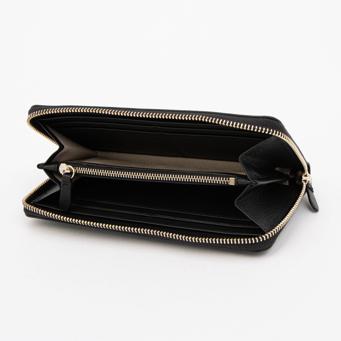 COLE HAAN Go Anywhere Continental Wallet womens COLE HAAN Go Anywhere Continental Wallet womens