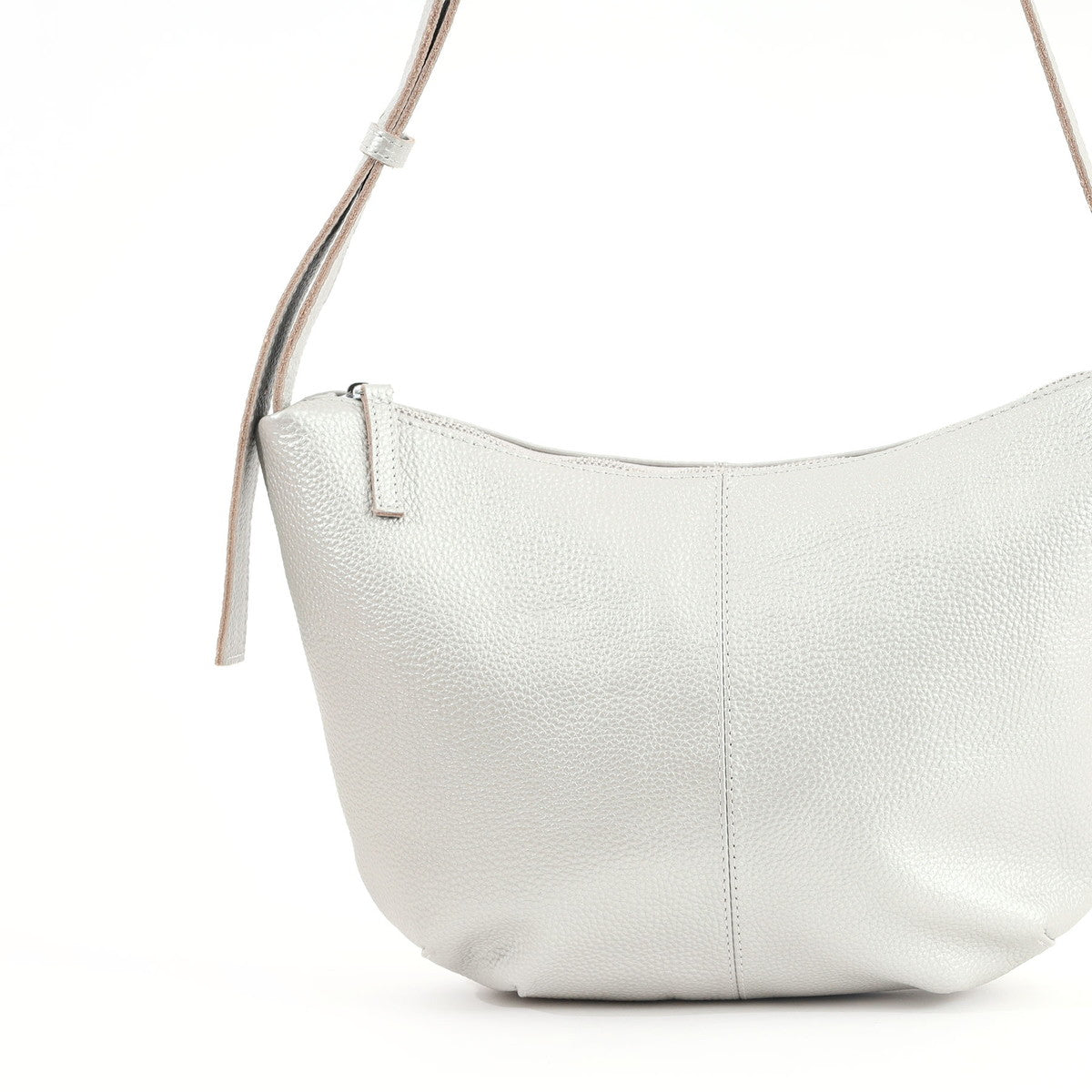 クーコ COOCO シュリンクレザーハーフムーンショルダーバッグ