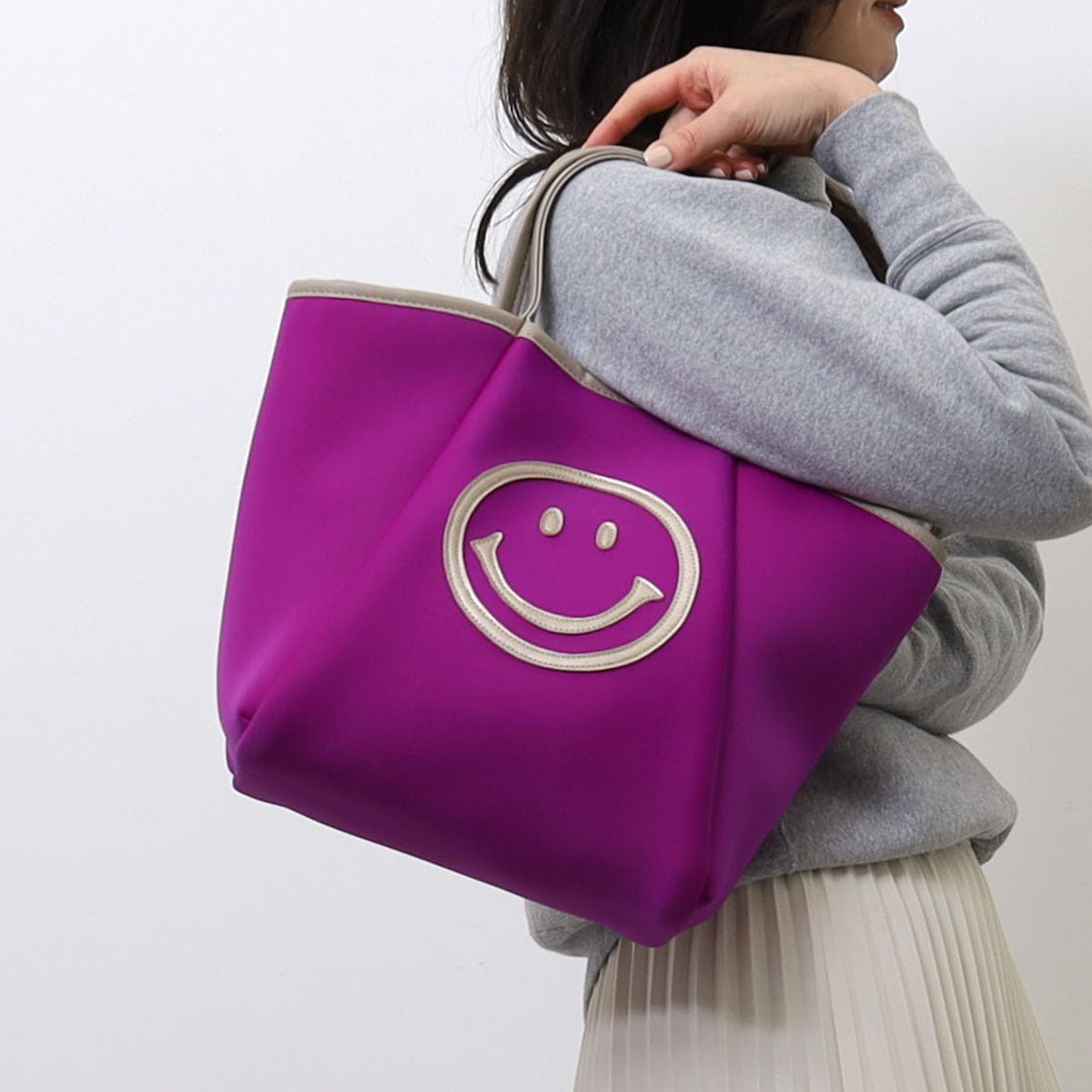 COOCO SMILEY/Diver material tote bag