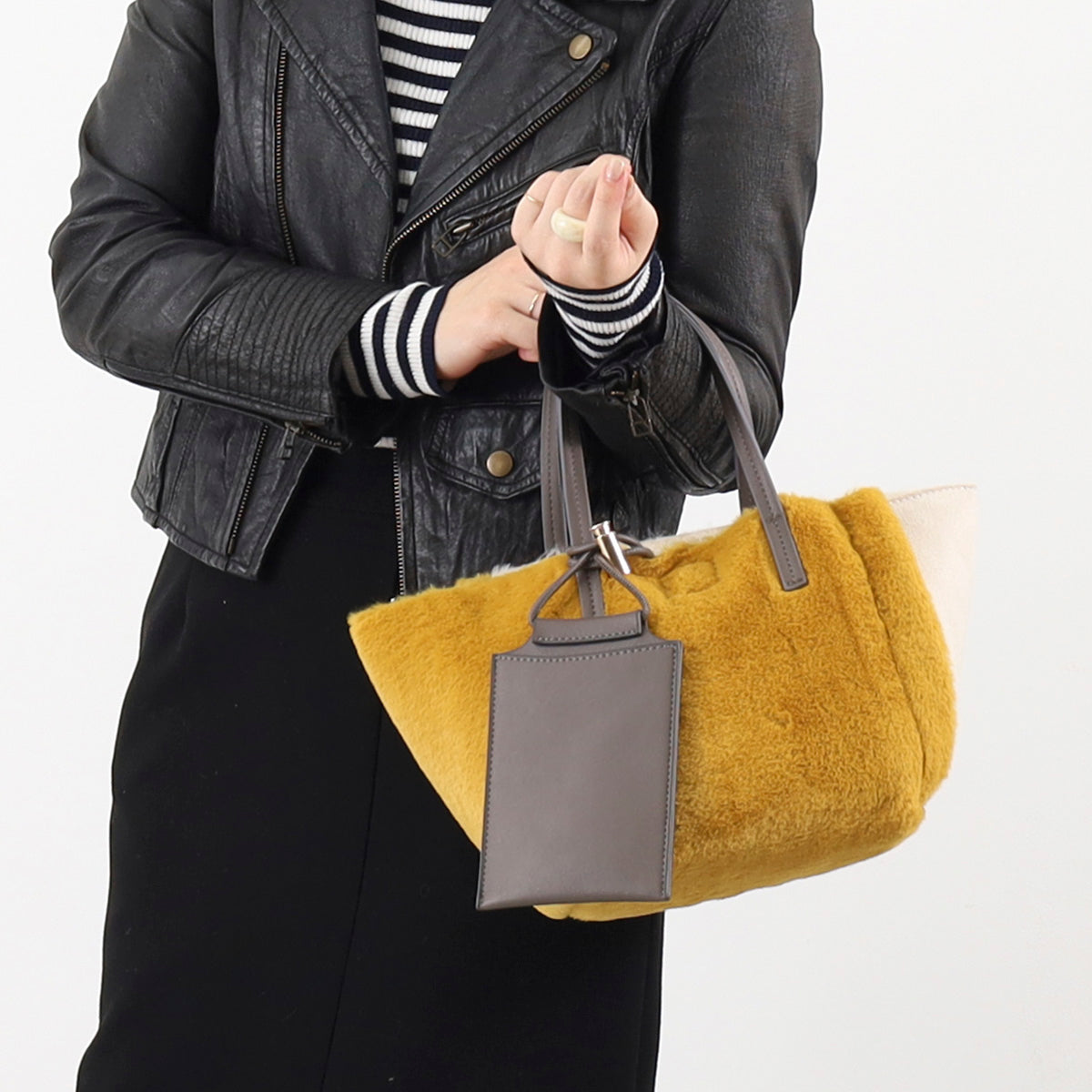 クーコ COOCO ポーチ付リバーシブルムートン風配色バッグ