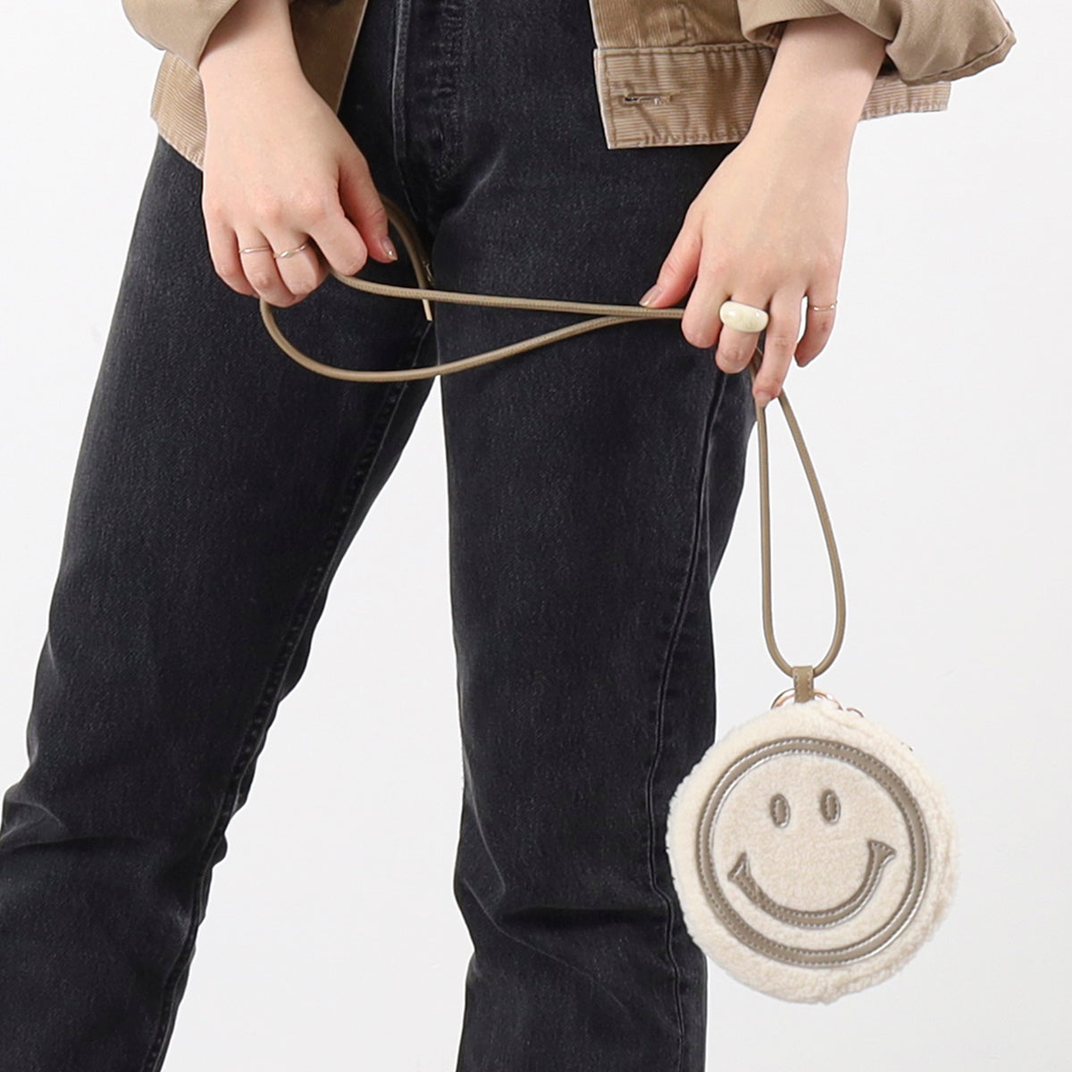 COOCO SMILEY/Boa neck pouch