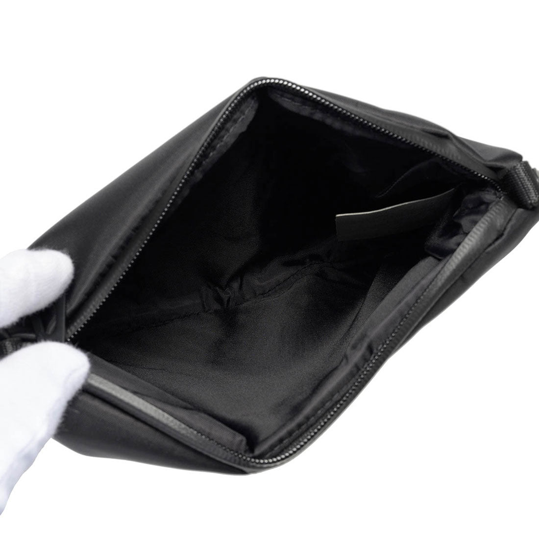 Cote&Ciel Shoulder Bag in S SLEEK NYLON 28932 BLACK