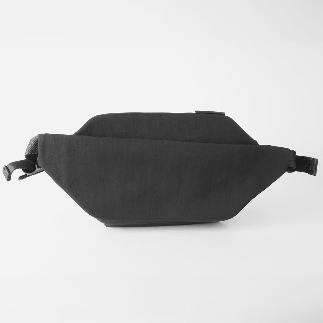 コートエシェル cote&ciel ウエストバッグ・ボディバッグ イザラウ スモール CROSSBODY BAG 29031 （ブラック） ブラック