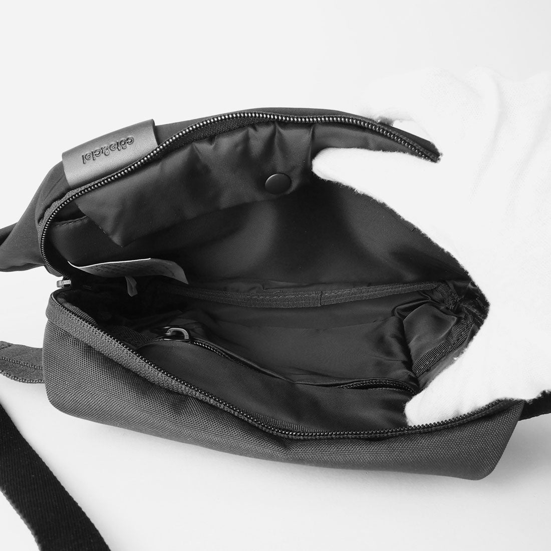 コートエシェル cote&ciel ウエストバッグ・ボディバッグ イザラウ スモール CROSSBODY BAG 29031 （ブラック） ブラック