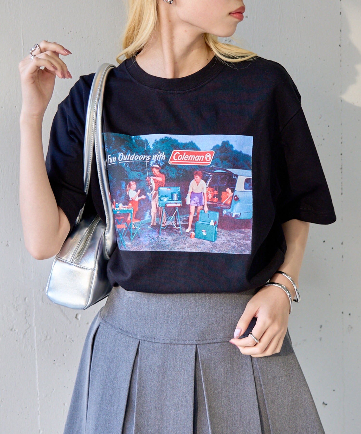コールマン Coleman Retro outdoor print tee （ブラック） ブラック