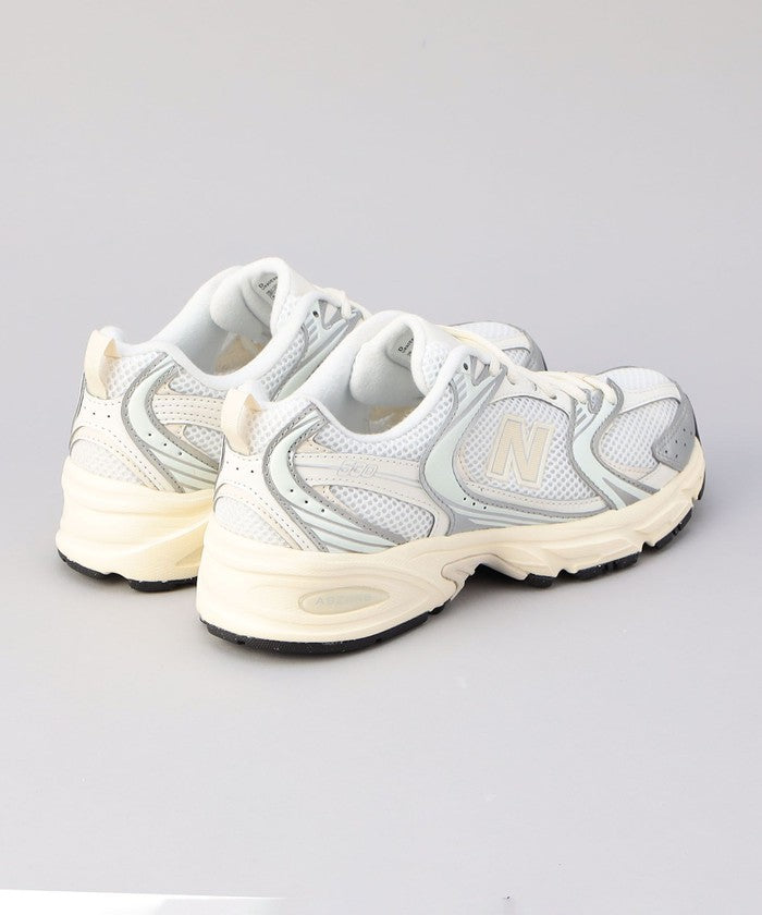 【WEB限定】New Balance（ニューバランス） U530ESB SILVER