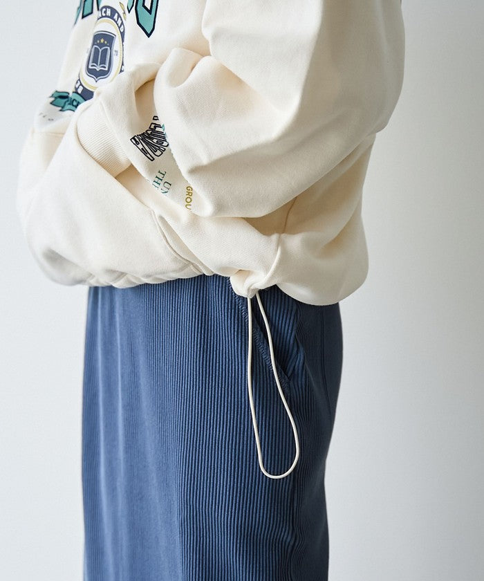 ロゴプリントカンガルーポケット裏毛スウェット