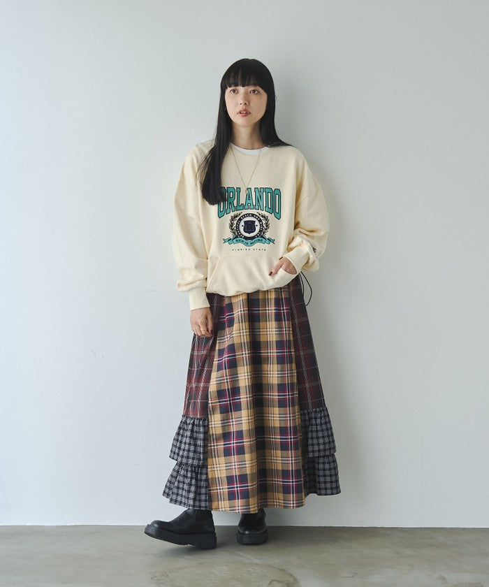 ロゴプリントカンガルーポケット裏毛スウェット