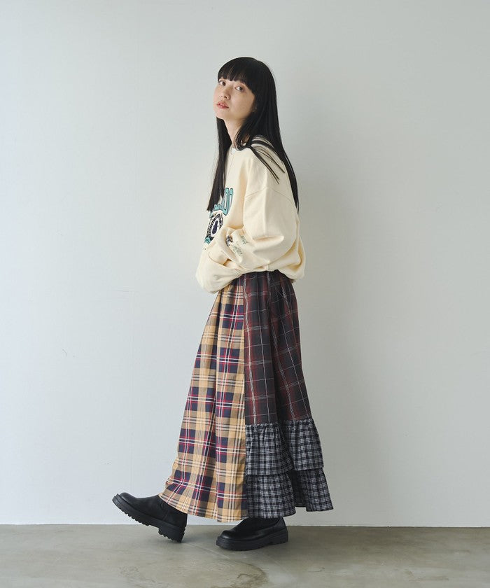 ロゴプリントカンガルーポケット裏毛スウェット