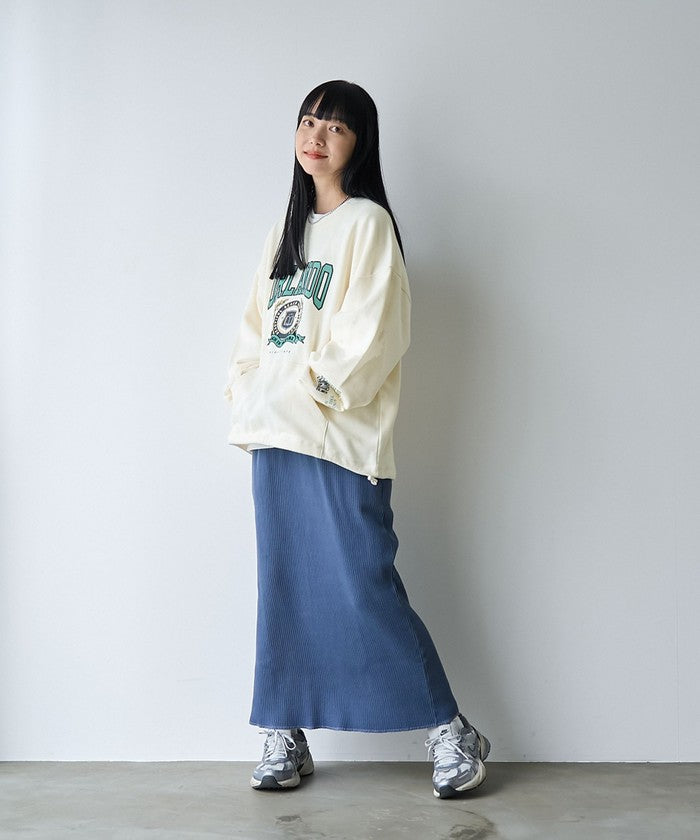 ロゴプリントカンガルーポケット裏毛スウェット