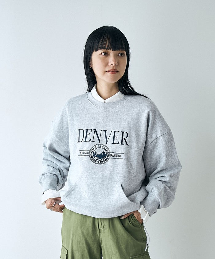 ロゴプリントカンガルーポケット裏毛スウェット