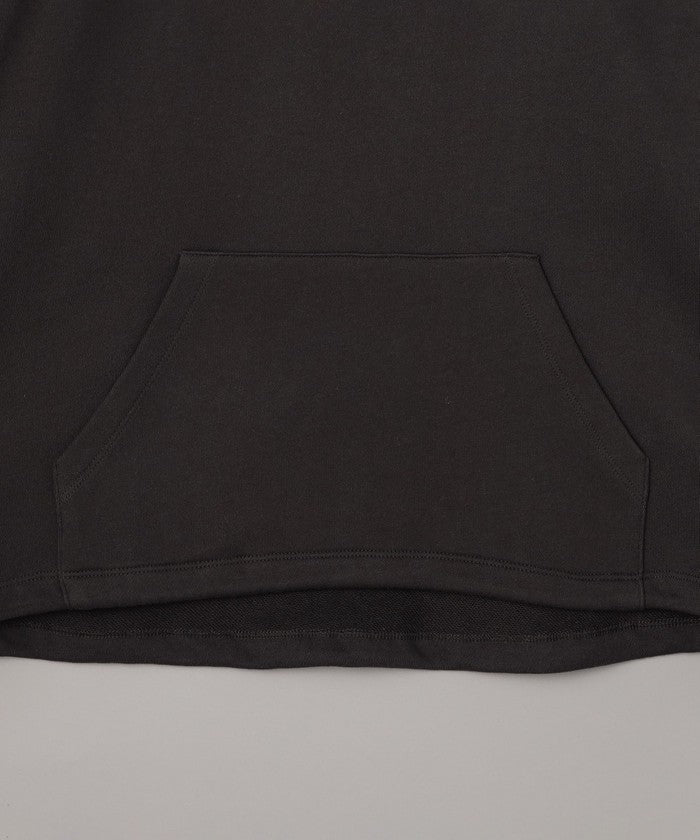 ロゴプリントカンガルーポケット裏毛スウェット