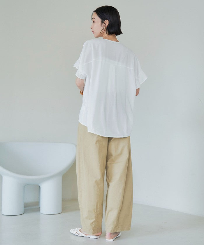 【接触冷感】袖フリルスキッパーブラウス OFF WHITE